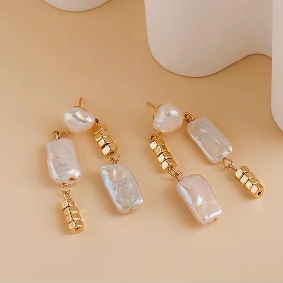 Fresh Water Pearl Earrings Statement Earrings - Picture 4 of 5